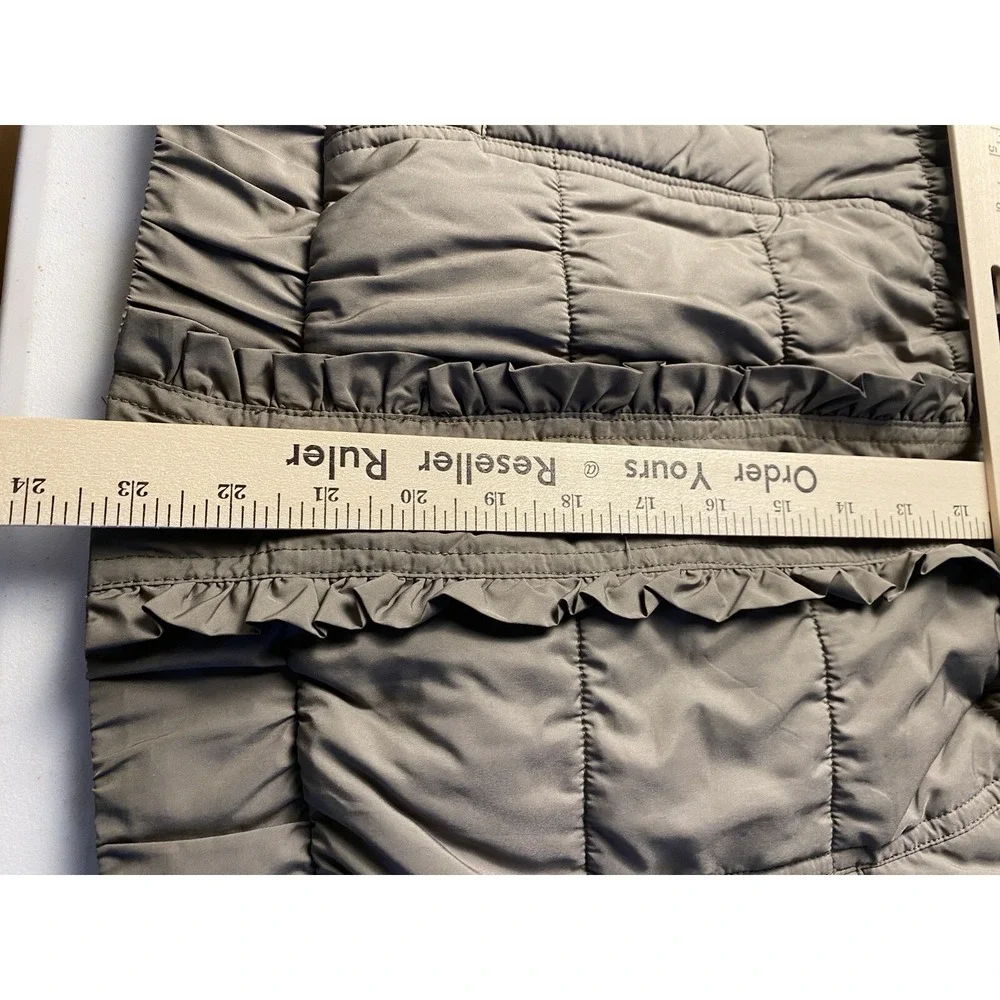 Christopher & Banks Vest Women's XL Olive Green Full Zip Ruffle Zip Up‎ Pockets
